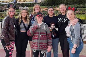 Sister Wives Maddie & Janelle Disney Land